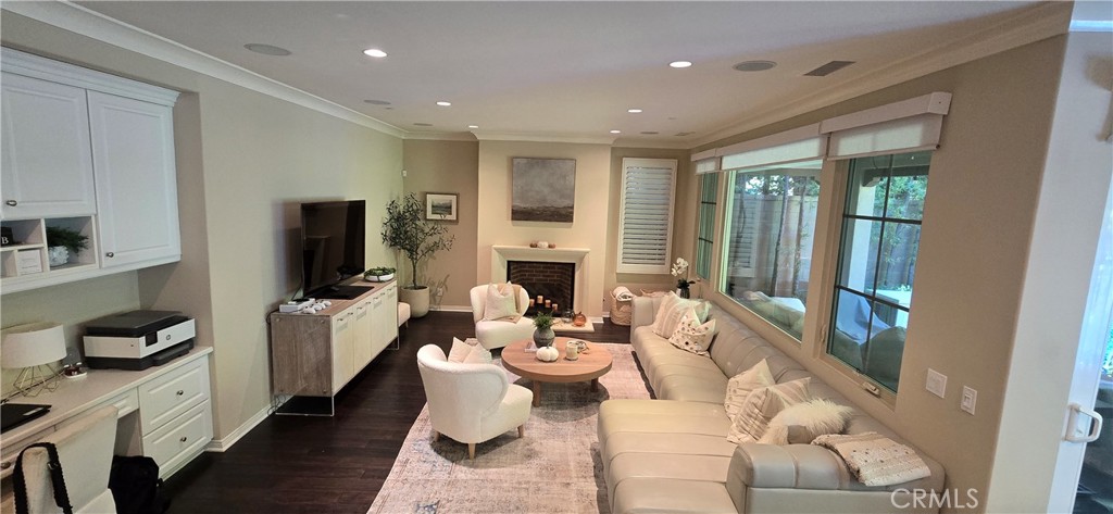 56 Lupari, Irvine CA 92618 - photo 2
