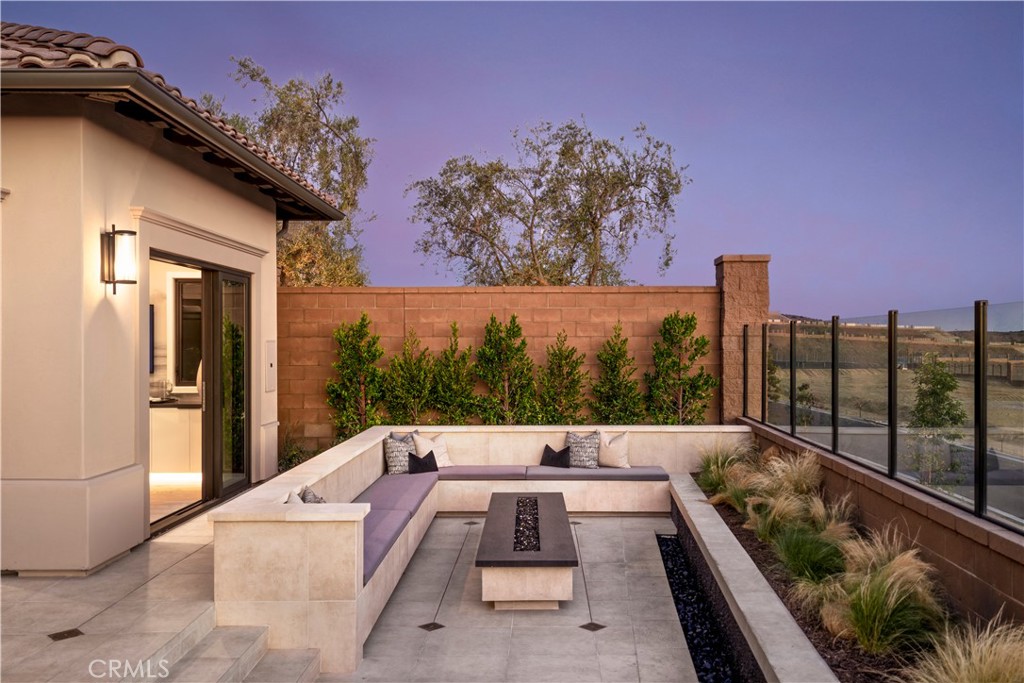 Model Home - 560 PENINSULA, Irvine CA 92602 - photo 18