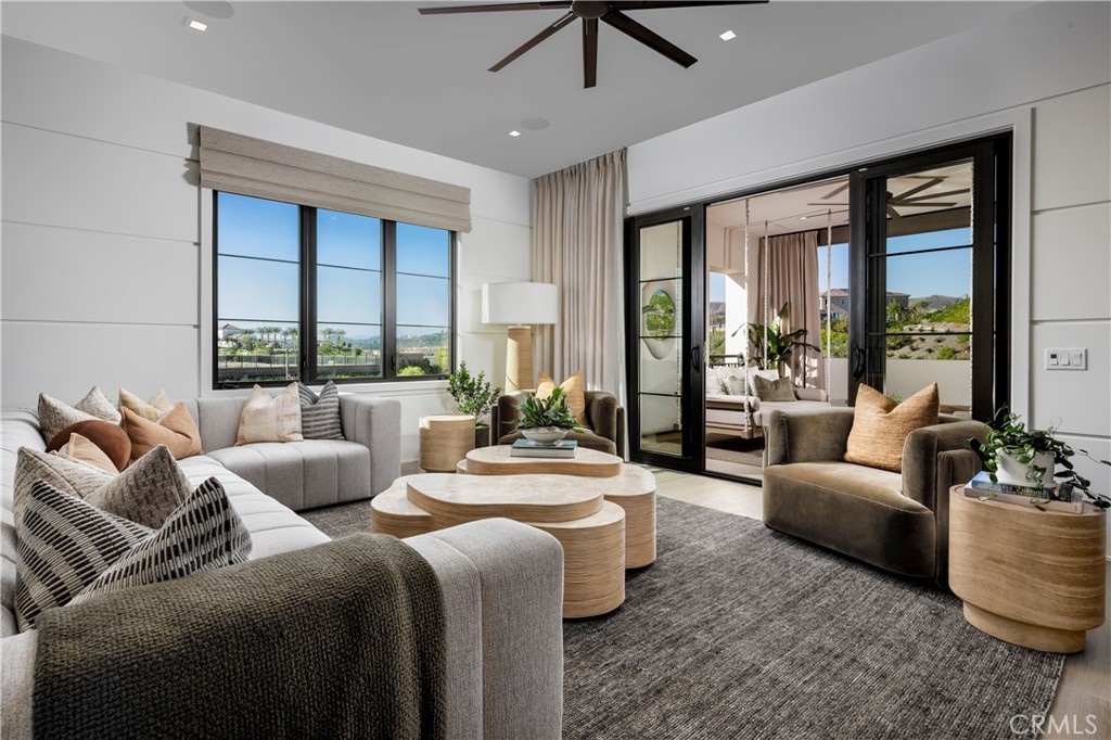Model Home - 564 PENINSULA, Irvine CA 92602 - photo 17