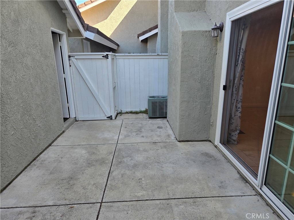 569 Springbrook N, Irvine CA 92614 - photo 17