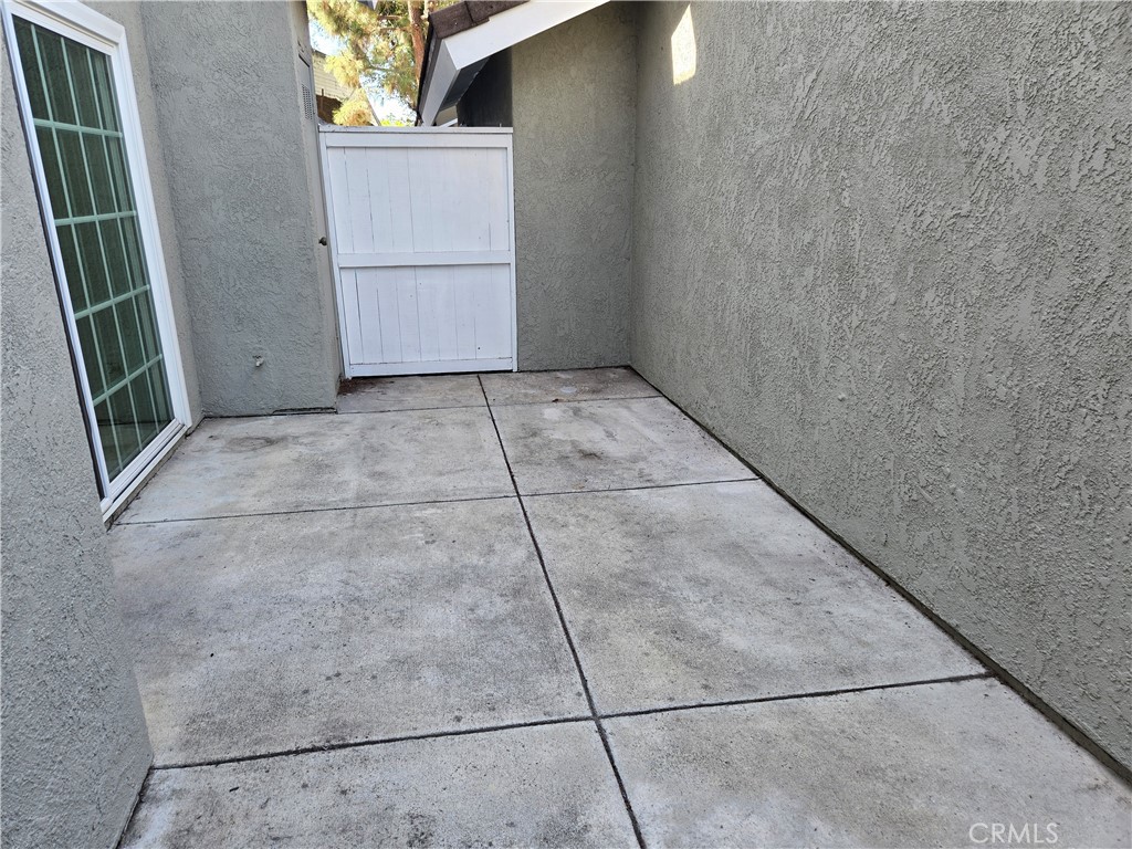569 Springbrook N, Irvine CA 92614 - photo 18