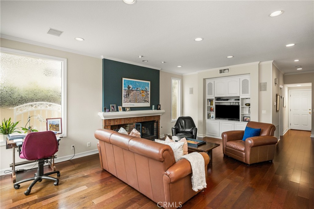 57 Emerald, Irvine CA 92614 - photo 5