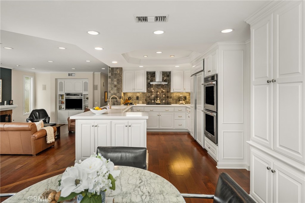 57 Emerald, Irvine CA 92614 - photo 6
