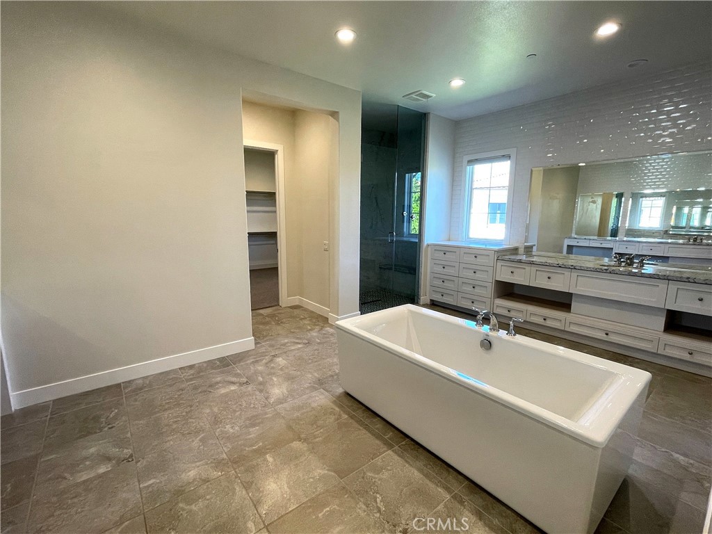 57 Pulsa, Irvine CA 92618 - photo 25