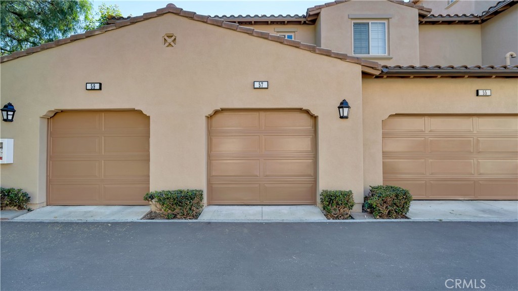 Tandem 2-Car Garage - 57 Silverado, Irvine CA 92618 - photo 40