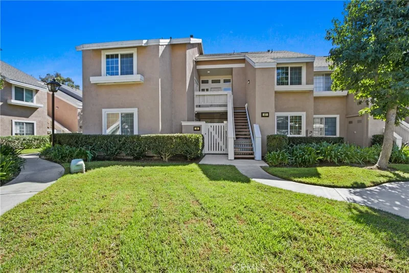 57 Woodleaf, Irvine, CA 92614