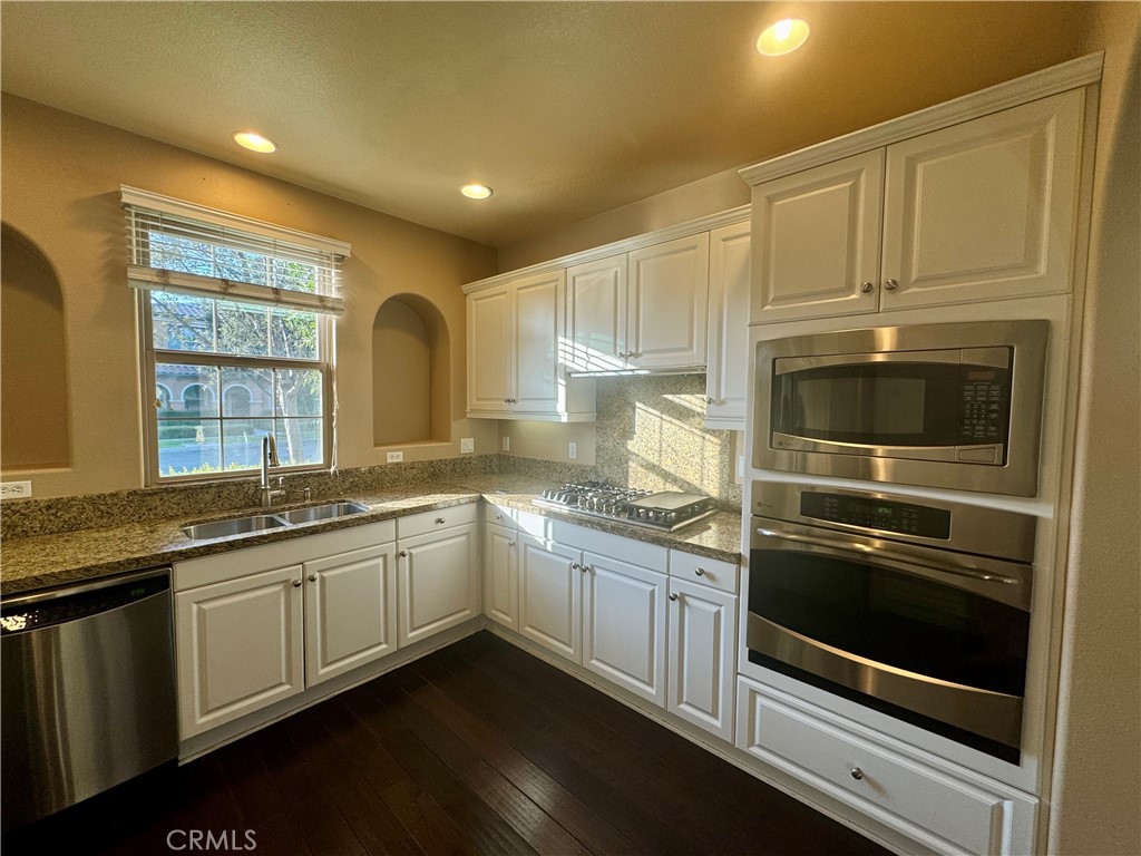 58 Distant Star, Irvine CA 92618 - photo 4