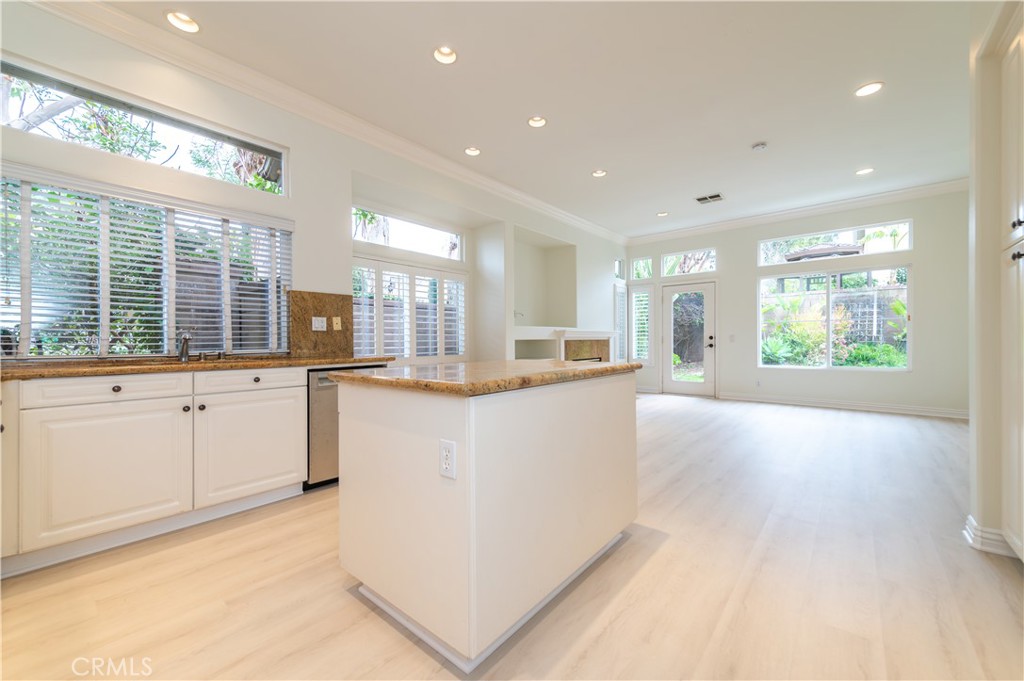 58 Oakhurst Road, Irvine CA 92620 - photo 9