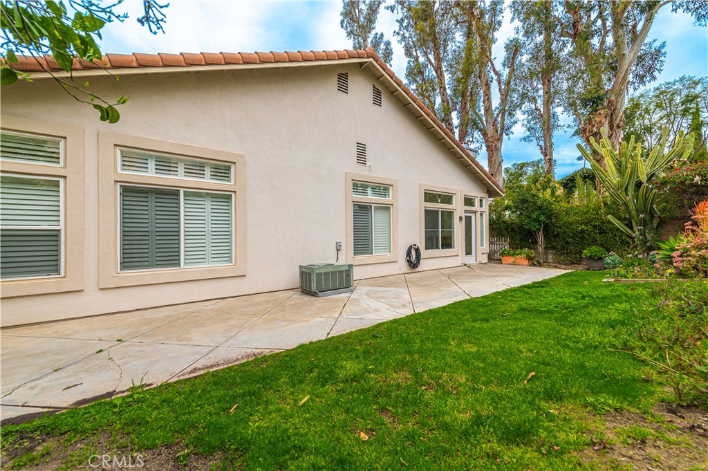 58 Oakhurst Road, Irvine CA 92620 - photo 32