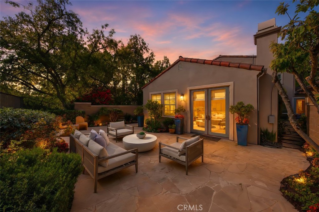 58 Shade Tree, Irvine CA 92603 - photo 2