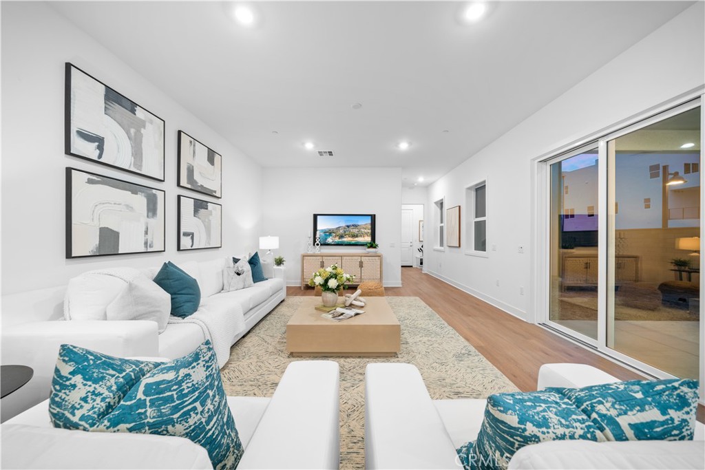 580 Mulligan, Irvine CA 92618 - photo 12