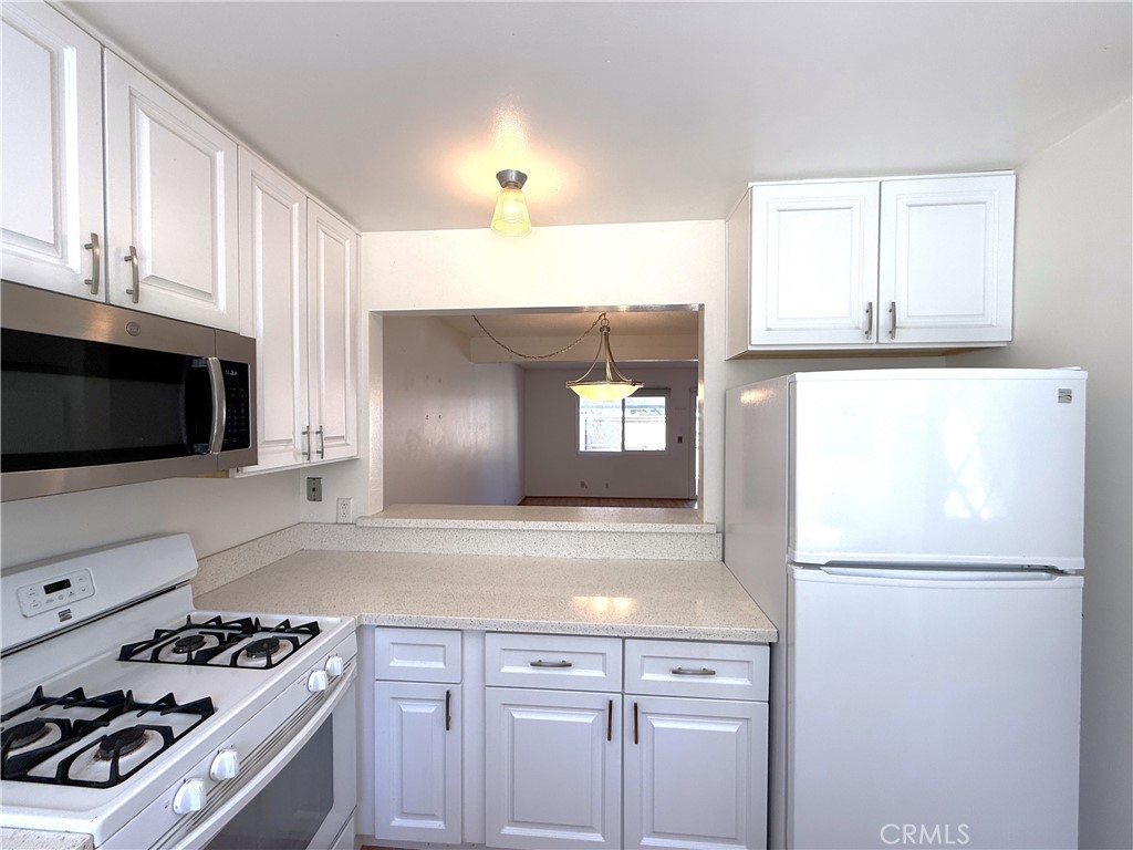 59 Fox Holw 36, Irvine CA 92614 - photo 10