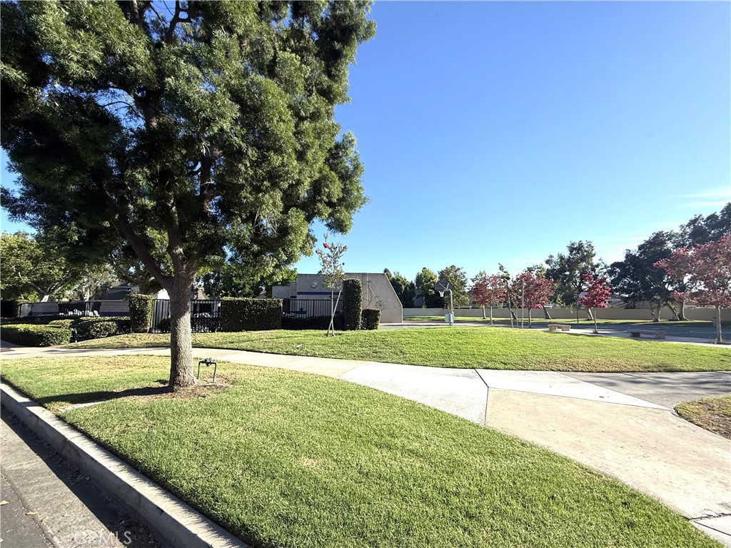 59 Fox Holw 36, Irvine CA 92614 - photo 37