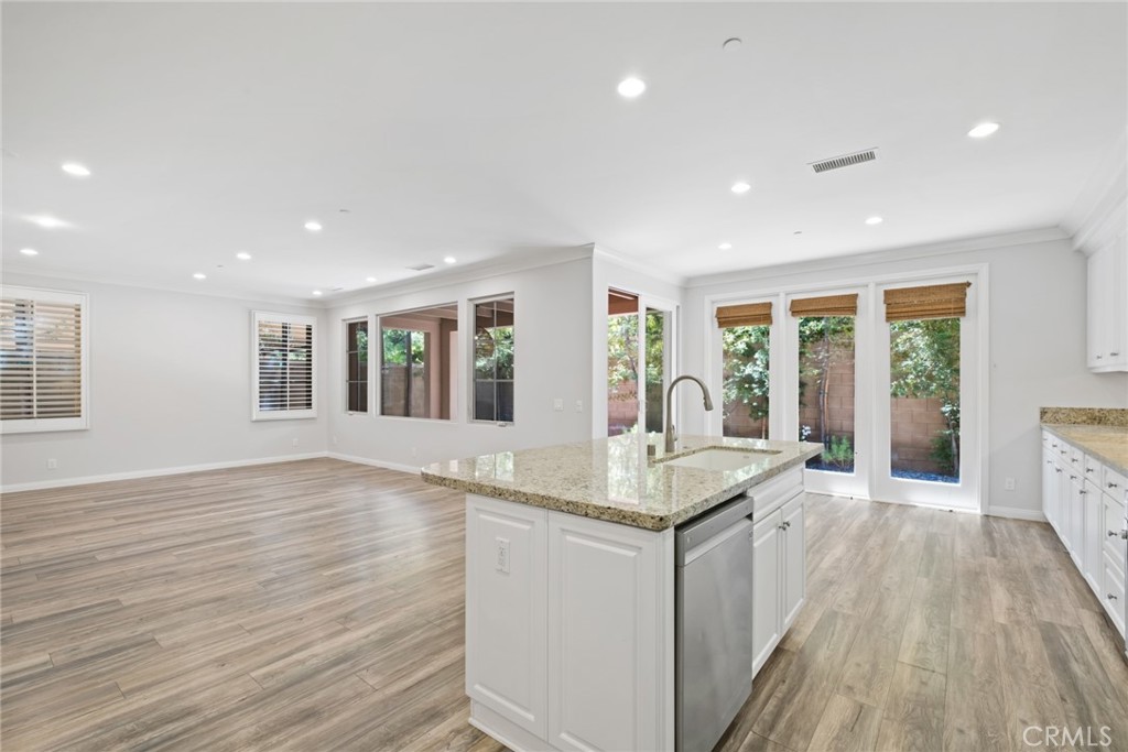 59 Lupari, Irvine CA 92618 - photo 4