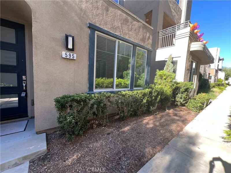 595 Cultivate, Irvine
