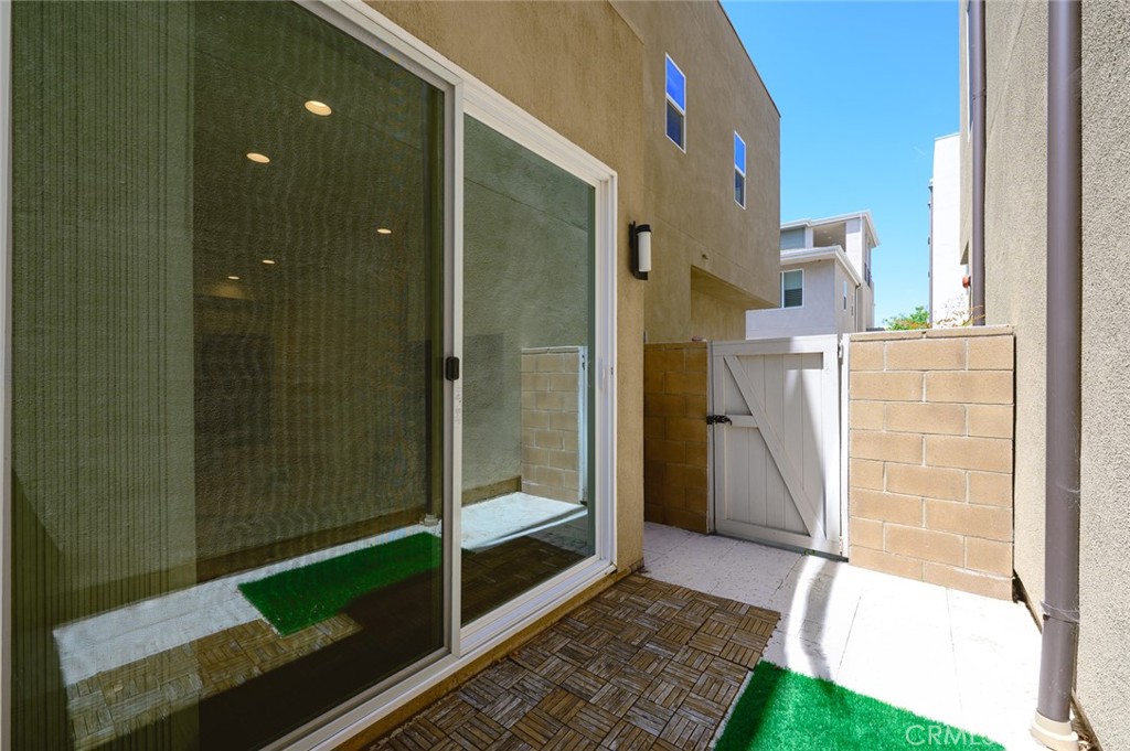 595 Cultivate, Irvine CA 92618 - photo 7
