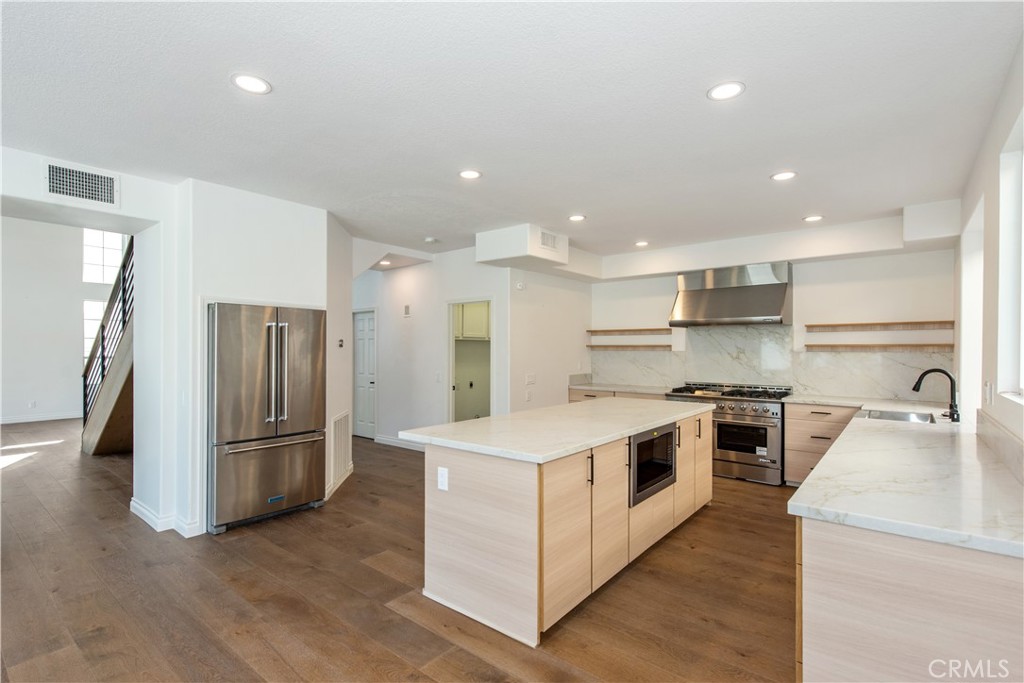 6 Broadleaf, Irvine CA 92612 - photo 8