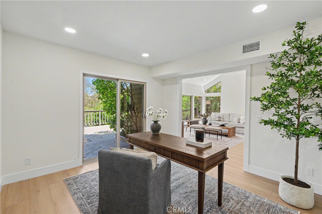 6 Canyon Ridge, Irvine CA 92603 - photo 18