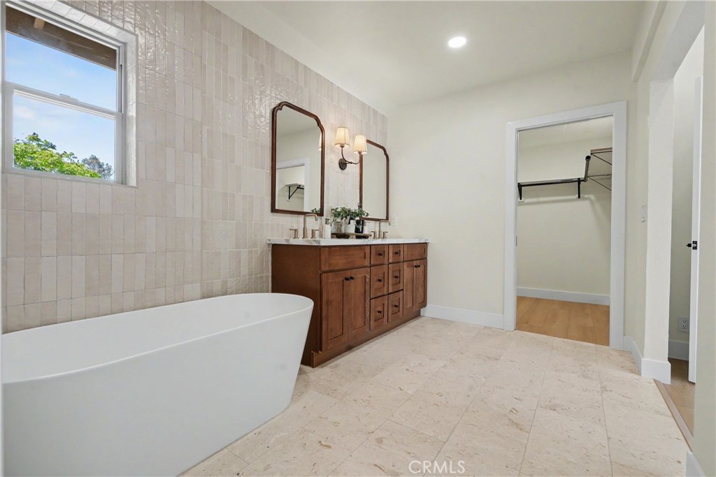 6 Canyon Ridge, Irvine CA 92603 - photo 23