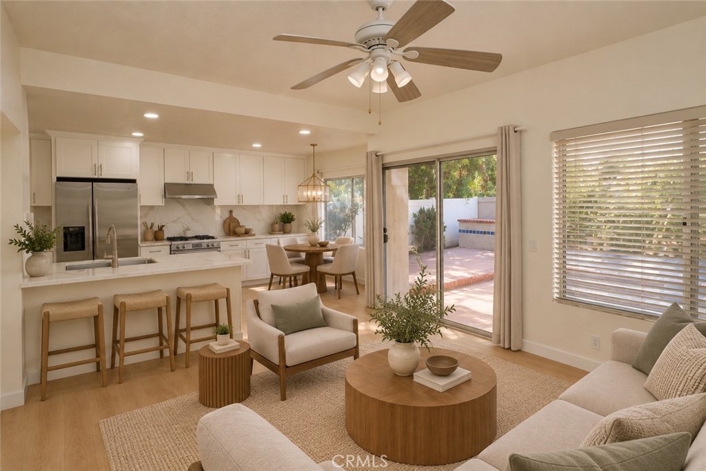 6 DEL AZUL, Irvine CA 92614 - photo 3