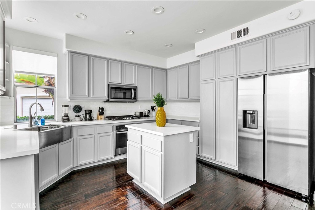6 Del Carlo, Irvine CA 92606 - photo 8