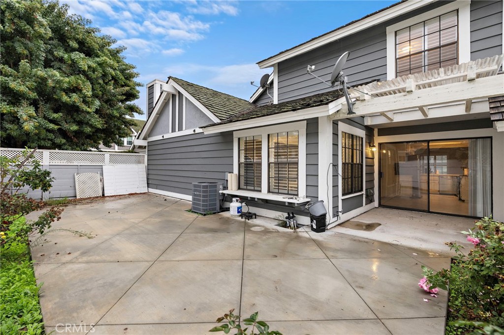 6 Fieldflower, Irvine CA 92614 - photo 30