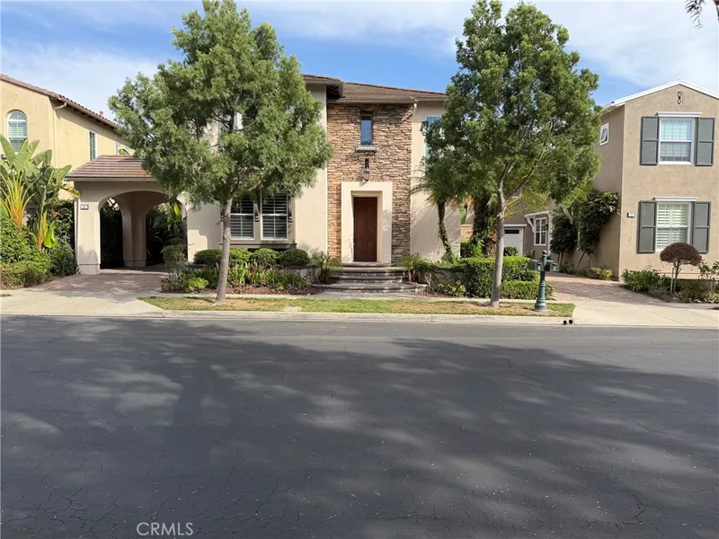 6 Napa, Irvine, CA 92602