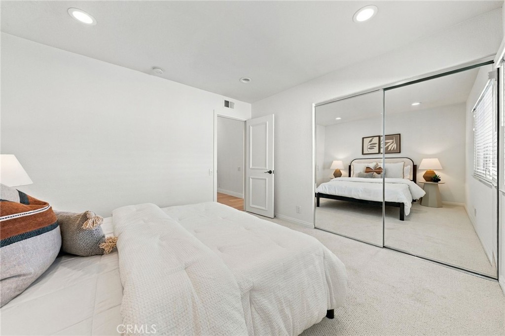 6 Redonda, Irvine CA 92620 - photo 32