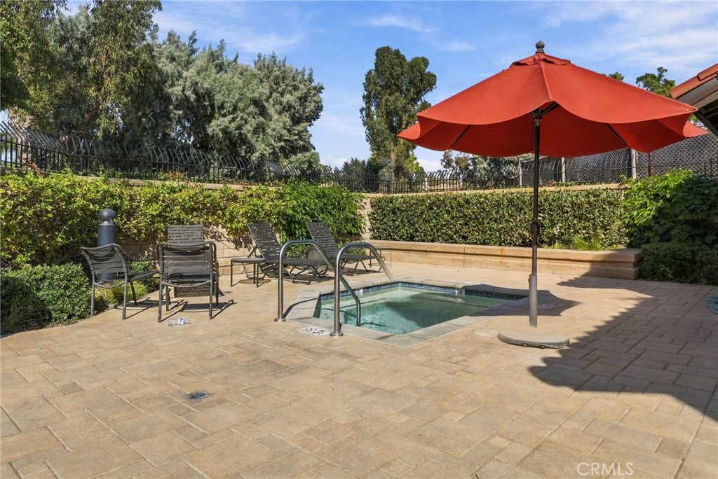 6 Redonda, Irvine CA 92620 - photo 58