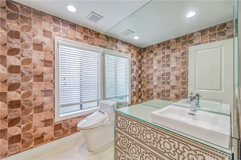 6 Ribera, Irvine CA 92620 - photo 20