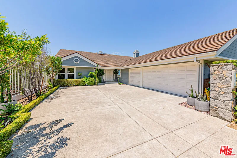 6 Sirius, Irvine, CA 92603