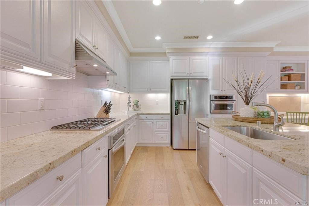 60 Bianco, Irvine CA 92618 - photo 13