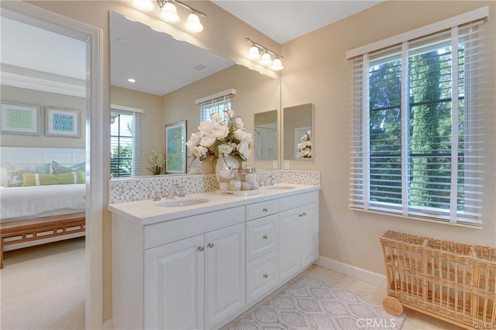 60 Bianco, Irvine CA 92618 - photo 20