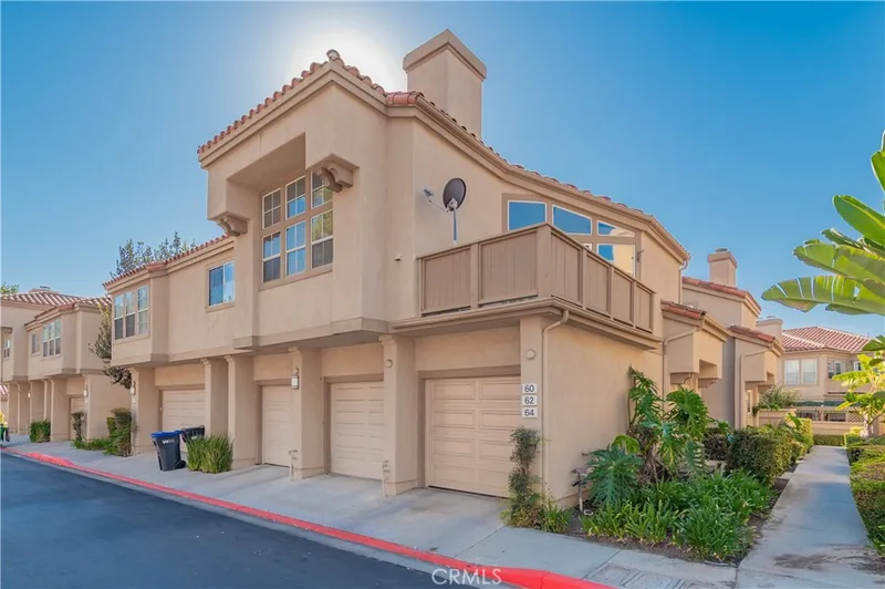 60 Magellan Aisle, Irvine, CA 92620