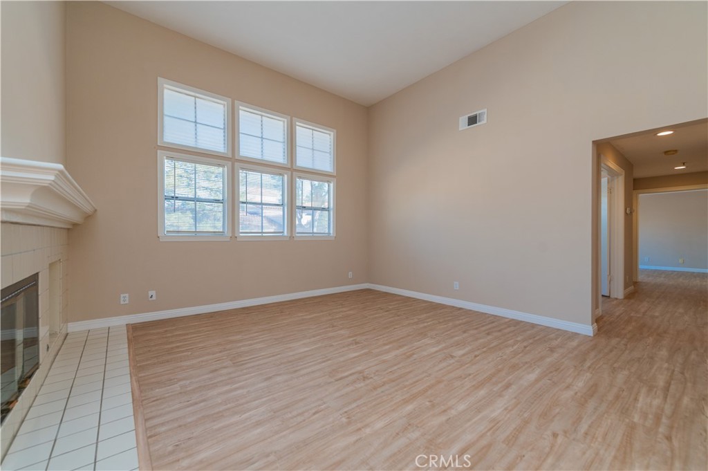 60 Magellan Aisle, Irvine CA 92620 - photo 9