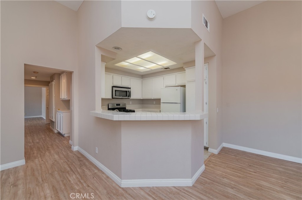 60 Magellan Aisle, Irvine CA 92620 - photo 10