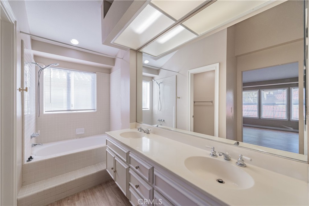 60 Magellan Aisle, Irvine CA 92620 - photo 19