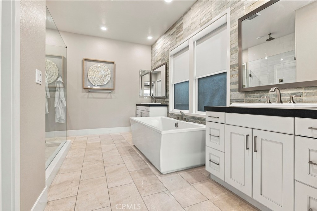 60 Spacial, Irvine CA 92618 - photo 26