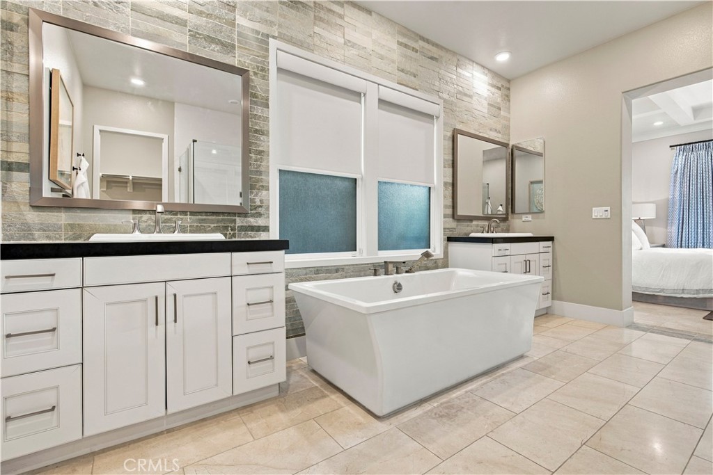 60 Spacial, Irvine CA 92618 - photo 27