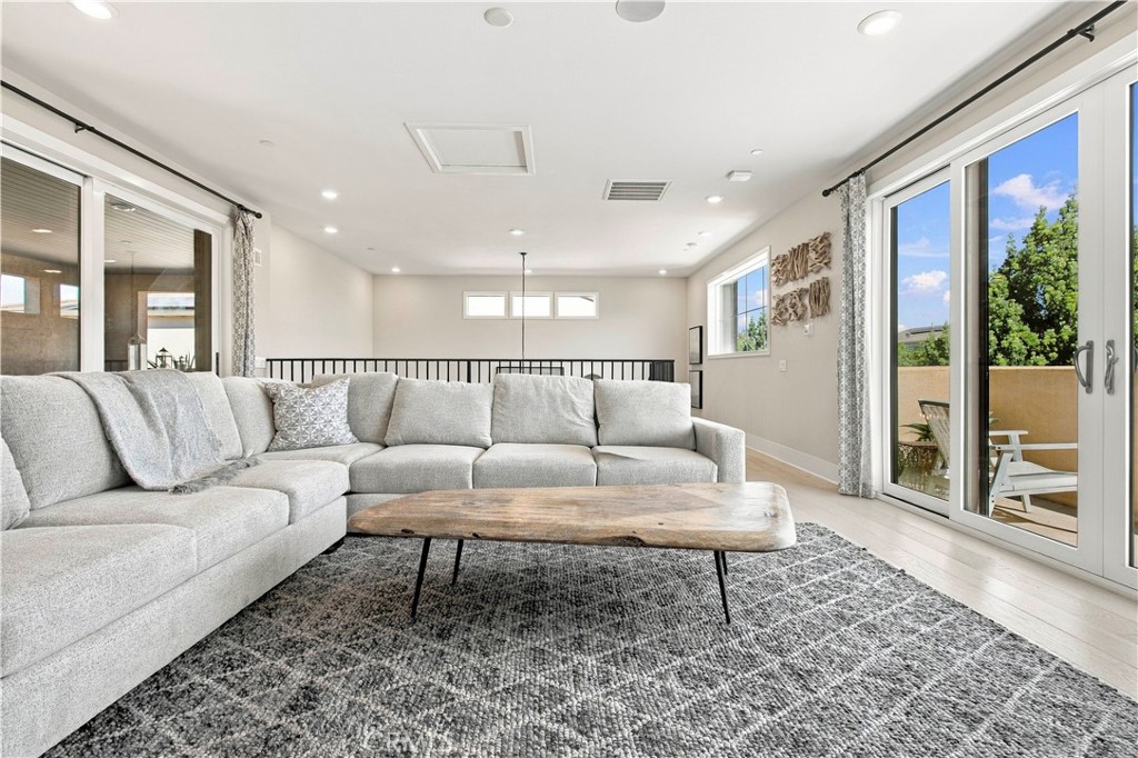 60 Spacial, Irvine CA 92618 - photo 42
