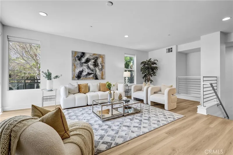 600 Rockfeller, Irvine, CA 92612