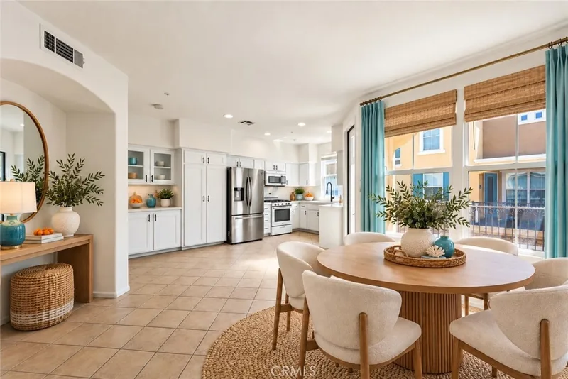 607 Terra Bella, Irvine, CA 92602