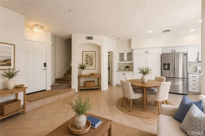 607 Terra Bella, Irvine, CA 92602
