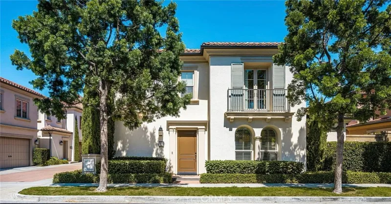 61 Cactus Flower, Irvine, CA 92620