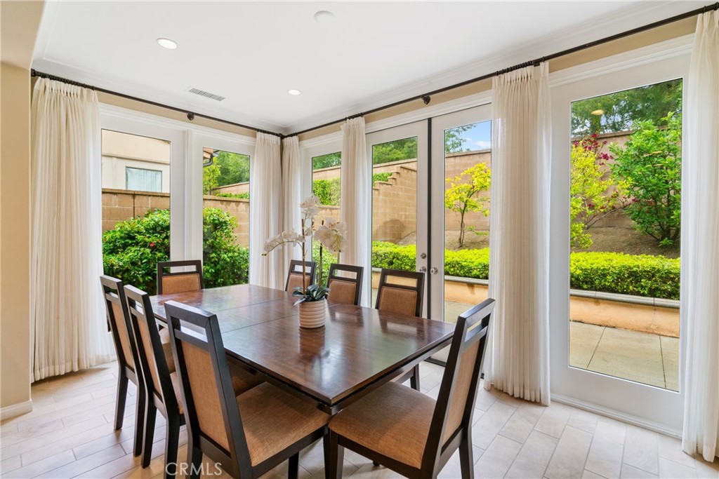 61 Crestwick, Irvine CA 92620 - photo 4