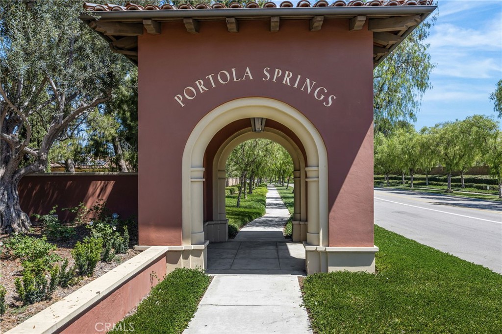 Portola Springs Community Entrance - 61 Distant Star, Irvine CA 92618 - photo 46