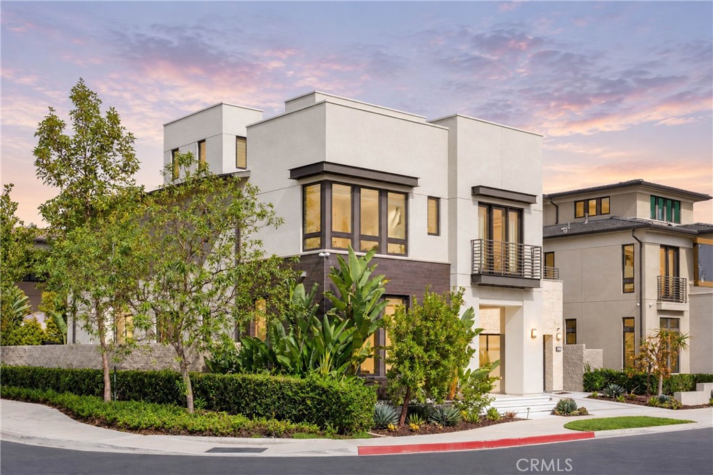 61 Iluna, Irvine CA 92618 - photo 4