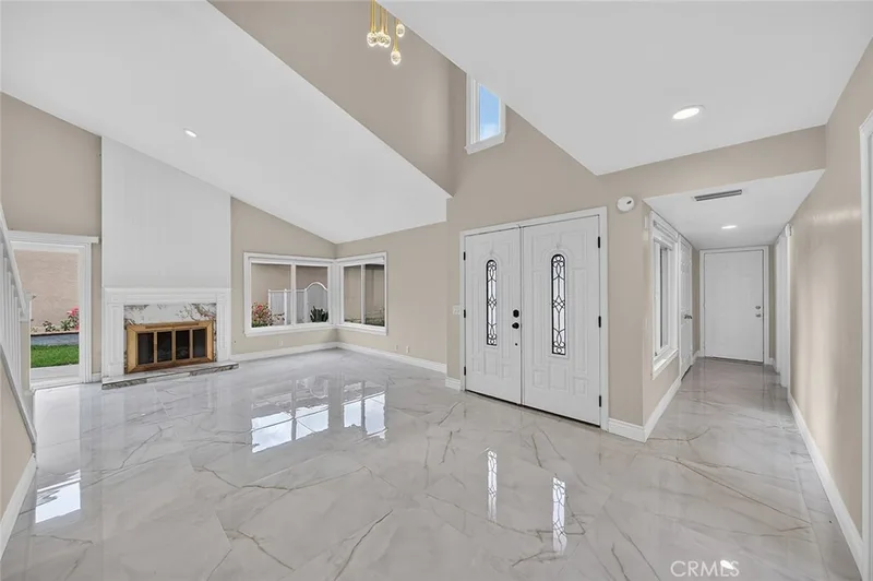 61 Sparrowhawk, Irvine, CA 92604