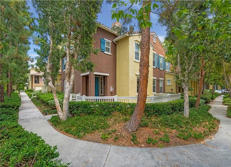 614 Timberwood, Irvine, CA 92620
