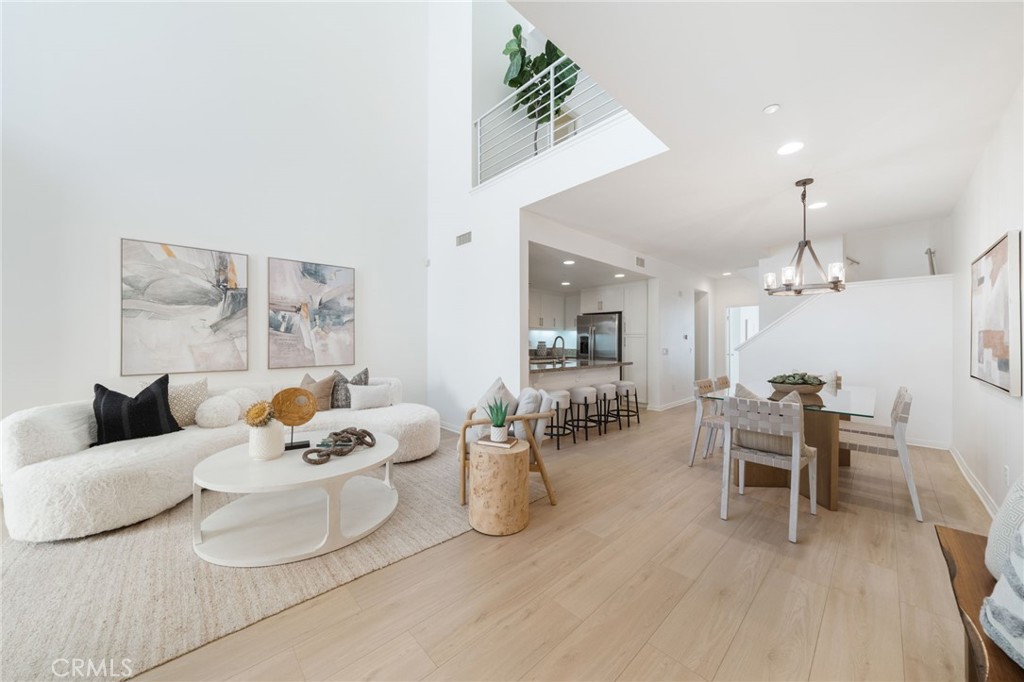 615 Rockefeller, Irvine CA 92612 - photo 2